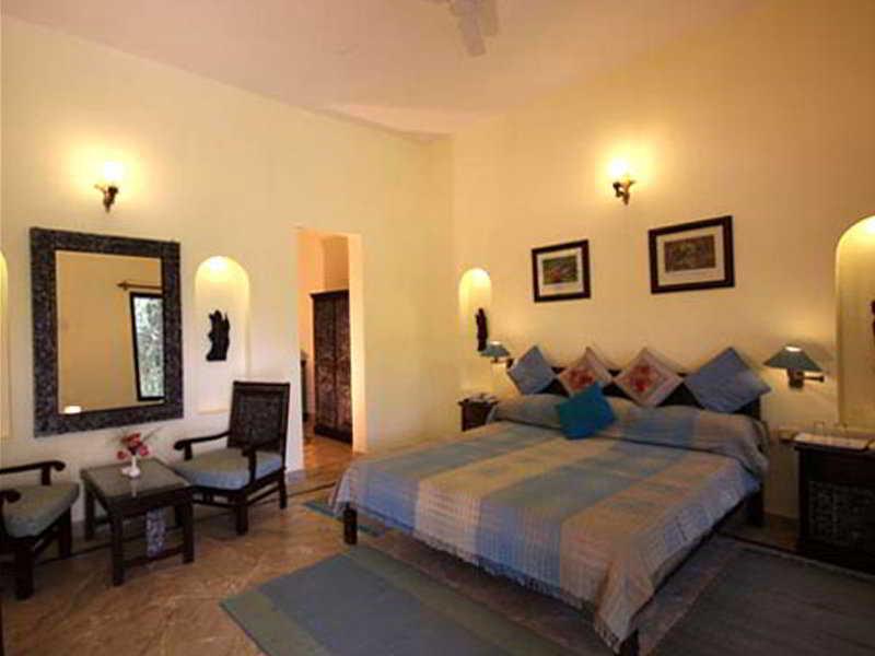 Tiger'S Den Resort Bandhavgarh National Park Экстерьер фото